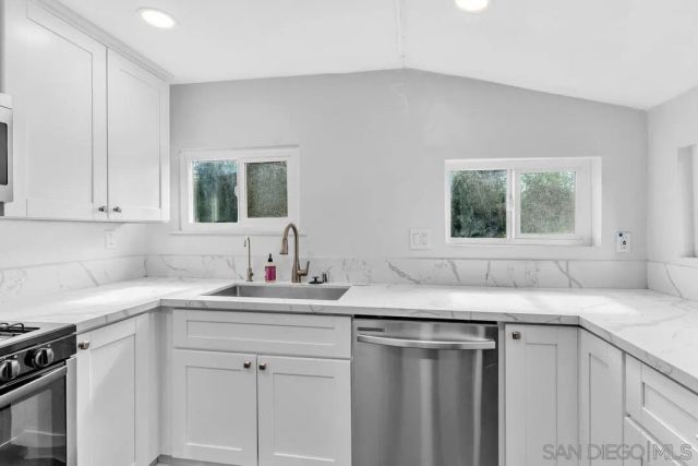 1222-24 Willowside Ter, Alpine, CA 91901