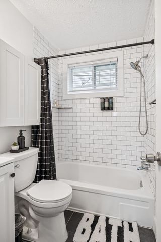 501B Meridian St, Nashville, TN 37207