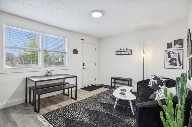 501B Meridian St, Nashville, TN 37207