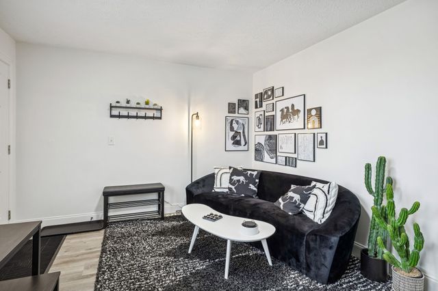 501B Meridian St, Nashville, TN 37207