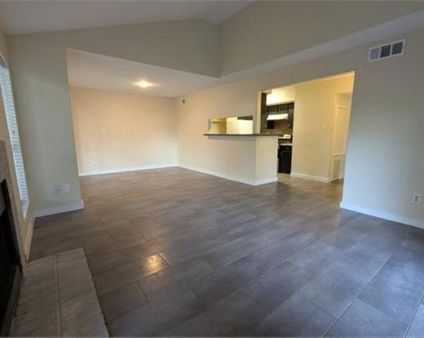 7200 W T C Jester Boulevard 203, Houston, TX 77088