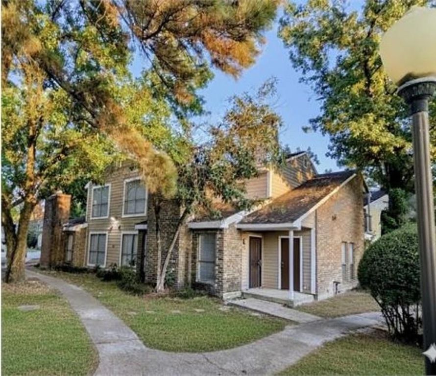 7200 W T C Jester Boulevard 203, Houston, TX 77088