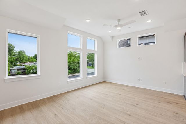 200 W 56th ST 1104, Austin, TX 78751