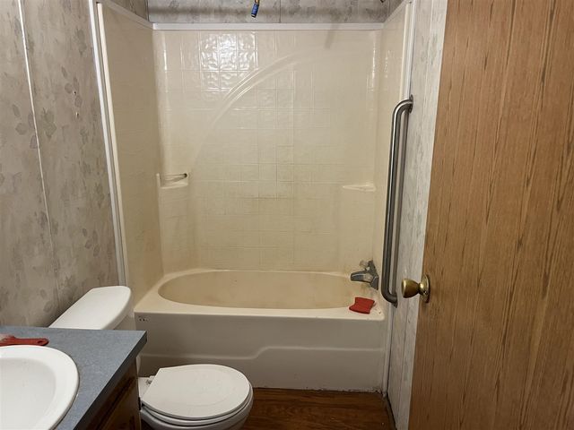 813 Mccourtie Street, Kalamazoo, MI 49008