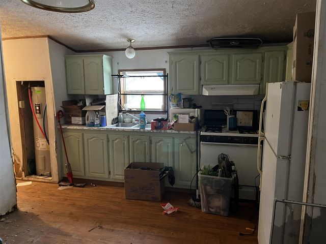 813 Mccourtie Street, Kalamazoo, MI 49008