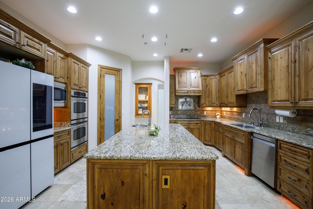 2620 E CHERRYWOOD Place, Chandler, AZ 85249 — photo 4