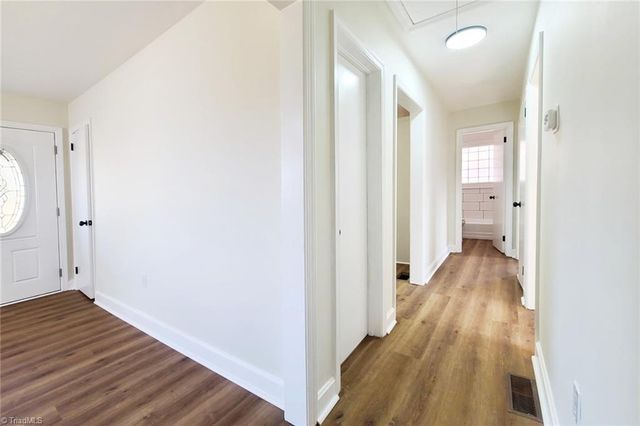 434 Oak Summit Road, Winston-salem, NC 27105