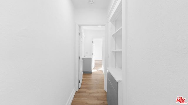 820 W 76th Street, Los Angeles, CA 90044