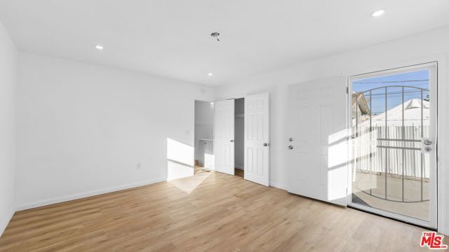 820 W 76th Street, Los Angeles, CA 90044