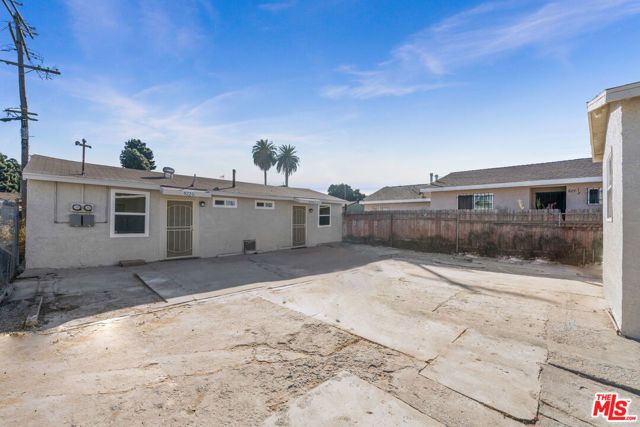 820 W 76th Street, Los Angeles, CA 90044