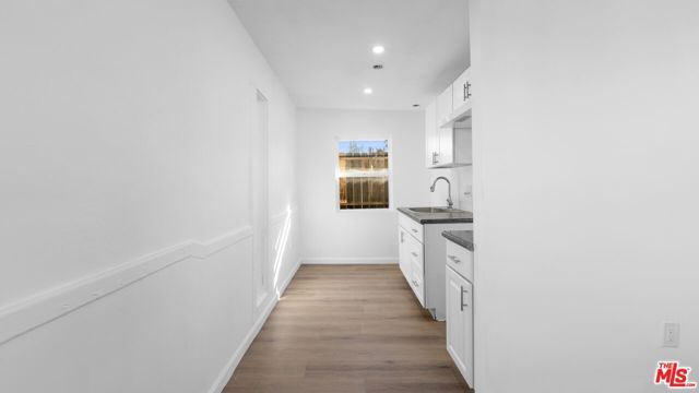 820 W 76th Street, Los Angeles, CA 90044