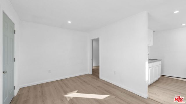 820 W 76th Street, Los Angeles, CA 90044