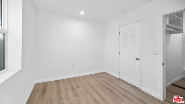 820 W 76th Street, Los Angeles, CA 90044