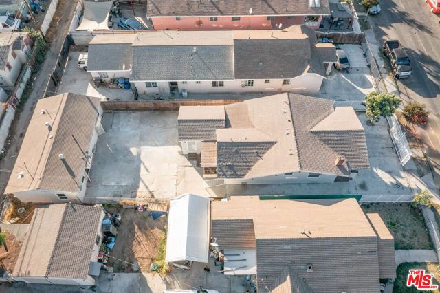 820 W 76th Street, Los Angeles, CA 90044