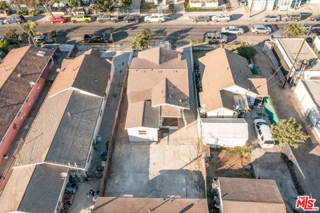 820 W 76th Street, Los Angeles, CA 90044