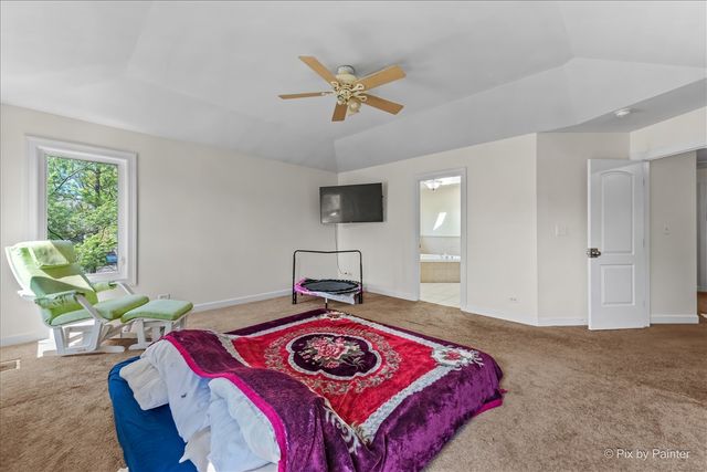 21428 W Crescent Drive, Mundelein, IL 60060