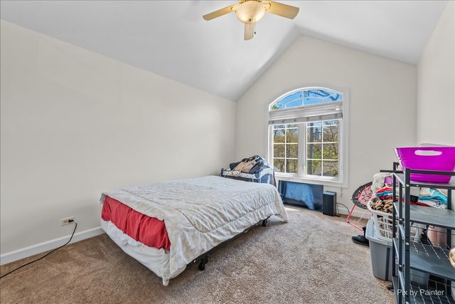 21428 W Crescent Drive, Mundelein, IL 60060
