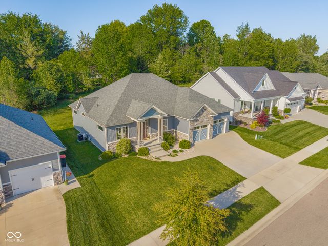 3764 Maple Ridge Drive, Columbus, IN 47201