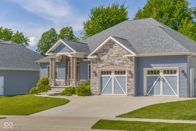 3764 Maple Ridge Drive, Columbus, IN 47201
