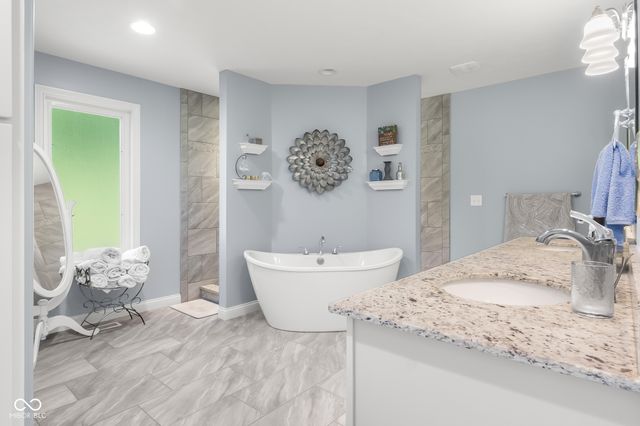 3764 Maple Ridge Drive, Columbus, IN 47201