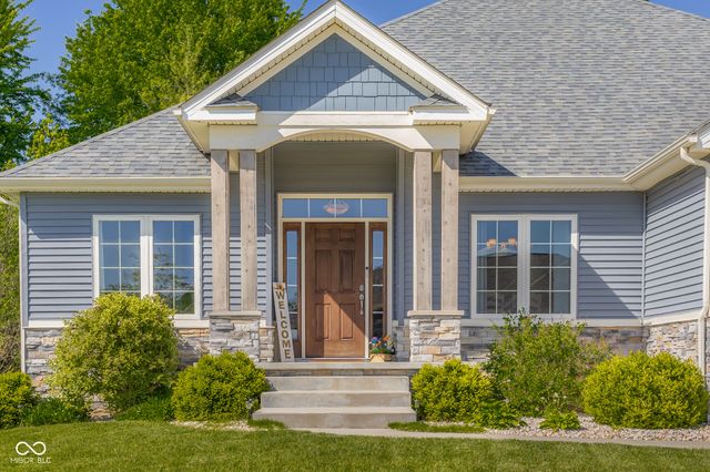 3764 Maple Ridge Drive, Columbus, IN 47201