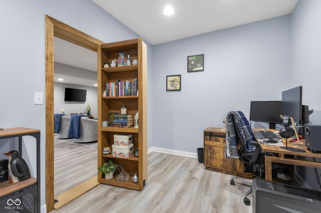 3764 Maple Ridge Drive, Columbus, IN 47201