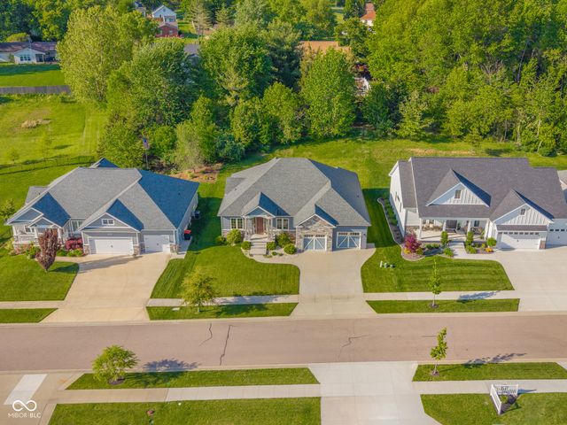 3764 Maple Ridge Drive, Columbus, IN 47201
