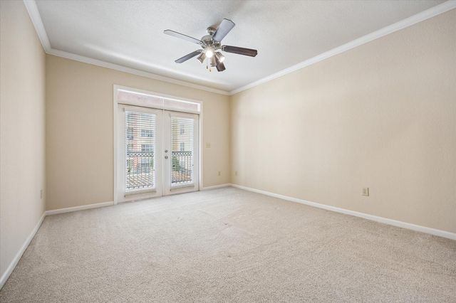 1711 Old Spanish Trail 202, Houston, TX 77054