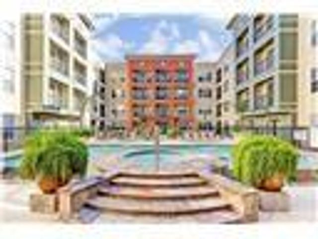 1711 Old Spanish Trail 202, Houston, TX 77054