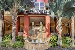 1711 Old Spanish Trail 202, Houston, TX 77054