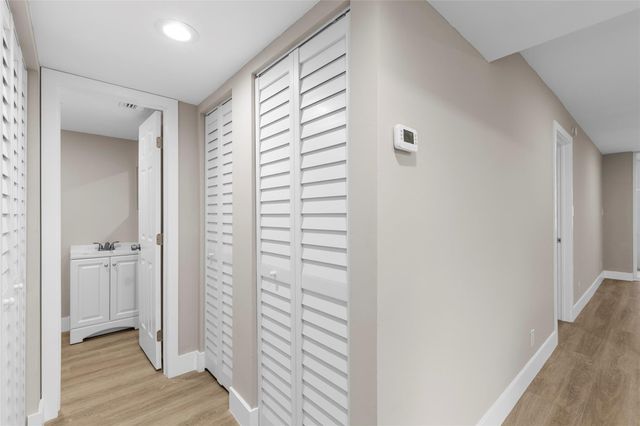 3341 NW 47th Terrace 210, Lauderdale Lakes, FL 33319