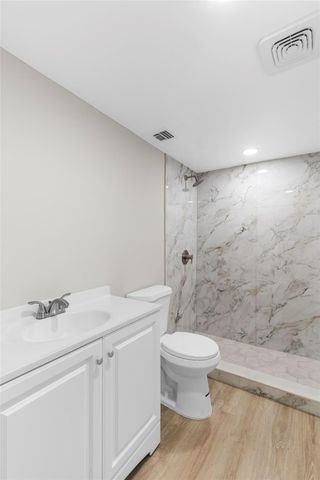 3341 NW 47th Terrace 210, Lauderdale Lakes, FL 33319