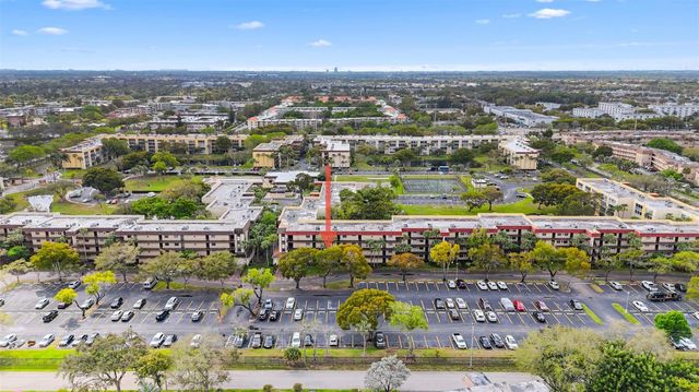 3341 NW 47th Terrace 210, Lauderdale Lakes, FL 33319