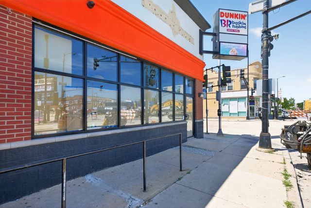 5959 W Diversey Avenue, Chicago, IL 60639