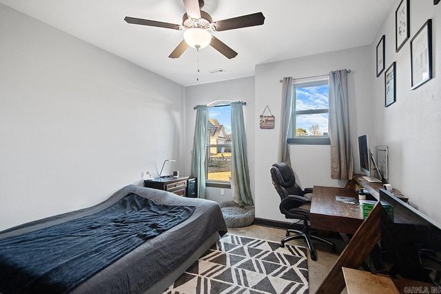 2713 Johnswood Village Drive, Bryant, AR 72022