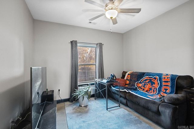 2713 Johnswood Village Drive, Bryant, AR 72022