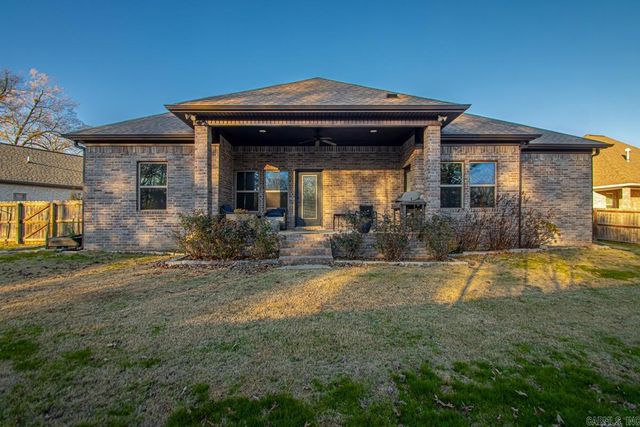 2713 Johnswood Village Drive, Bryant, AR 72022