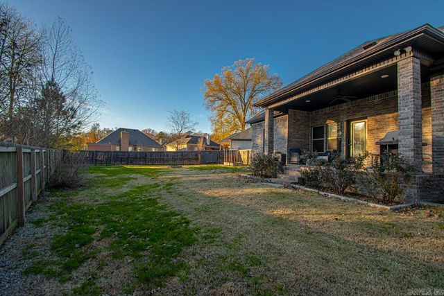 2713 Johnswood Village Drive, Bryant, AR 72022
