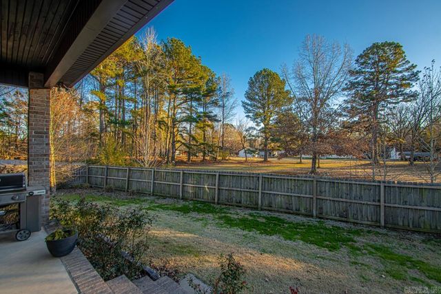 2713 Johnswood Village Drive, Bryant, AR 72022
