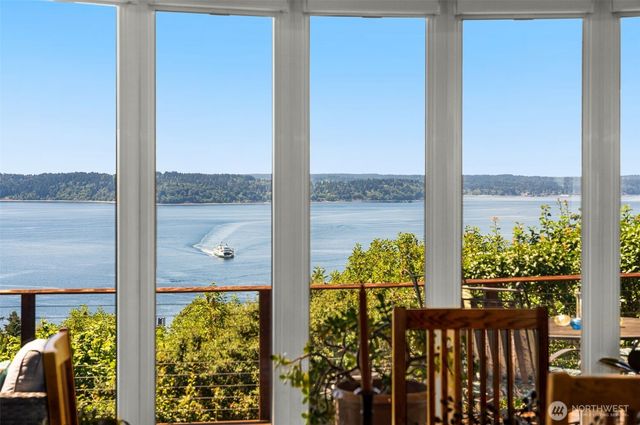 8447 42nd Avenue SW, Seattle, WA 98136