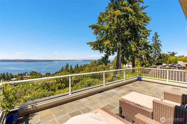 8447 42nd Avenue SW, Seattle, WA 98136