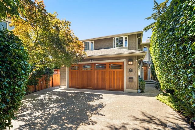8447 42nd Avenue SW, Seattle, WA 98136