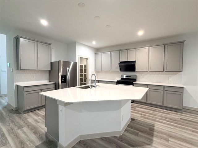 1107 Lakes Edge Lane, Missouri City, TX 77459