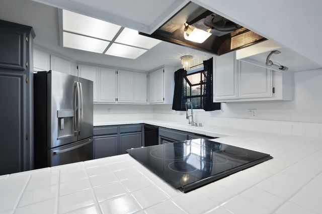 3955 Stonegate Ct, Loomis, CA 95650