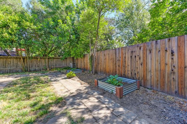 3955 Stonegate Ct, Loomis, CA 95650