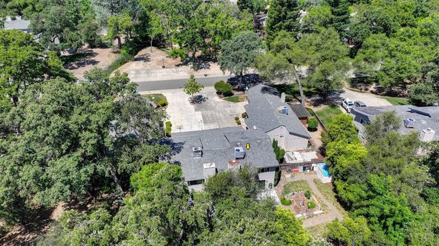 3955 Stonegate Ct, Loomis, CA 95650