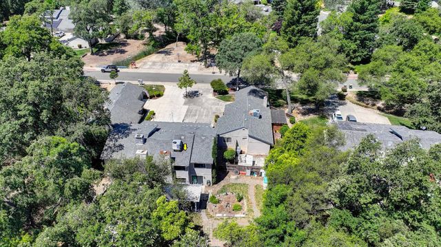 3955 Stonegate Ct, Loomis, CA 95650