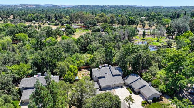 3955 Stonegate Ct, Loomis, CA 95650