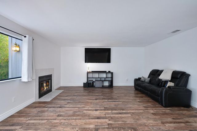 3955 Stonegate Ct, Loomis, CA 95650