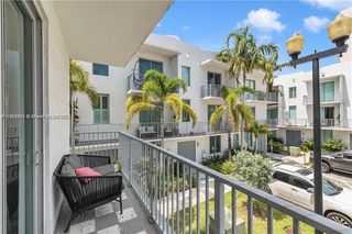 2142 Van Buren St 501, Hollywood, FL 33020
